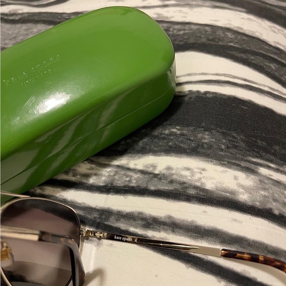 New York KateSpade - Picture 2 of 3